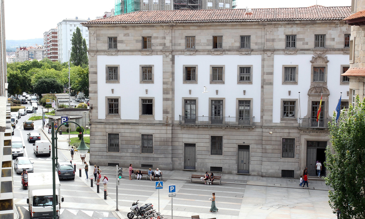 sentencia Audiencia Pontevedra novación cláusulas suelo abogado bancario marín cangas bueu especialista cláusulas abusivas